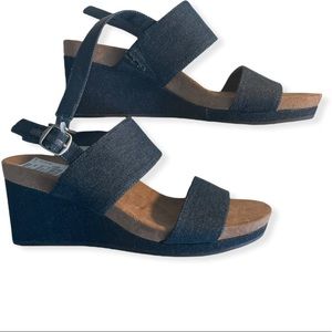 NEW Lucky Brand Kenisha Denim Wedge Sandal, Size 7M